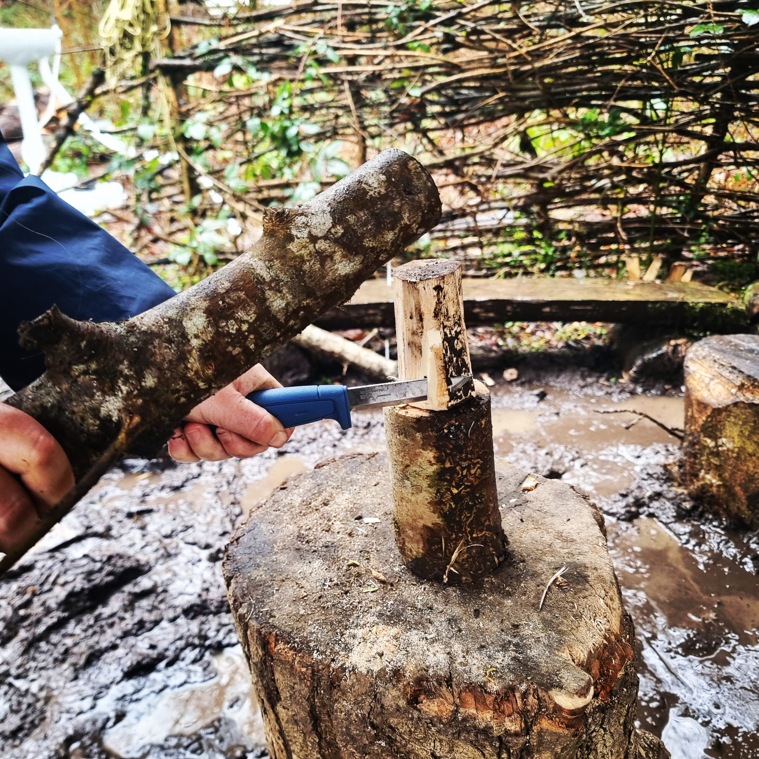 The Primitive Huntsman: Craft a Bow, Knap Flint & Butcher a Deer in Devon’s Woods